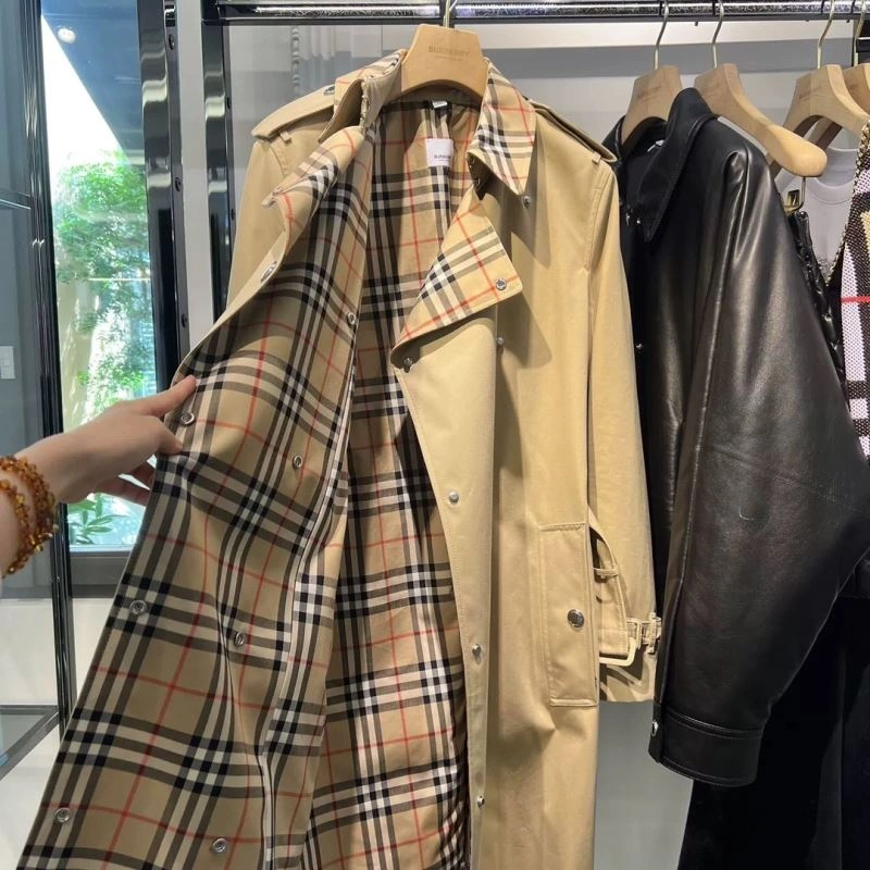 Trendy Burberry Outwear 104377