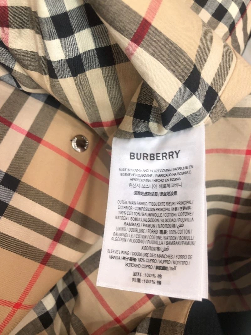 Trendy Burberry Outwear 104377