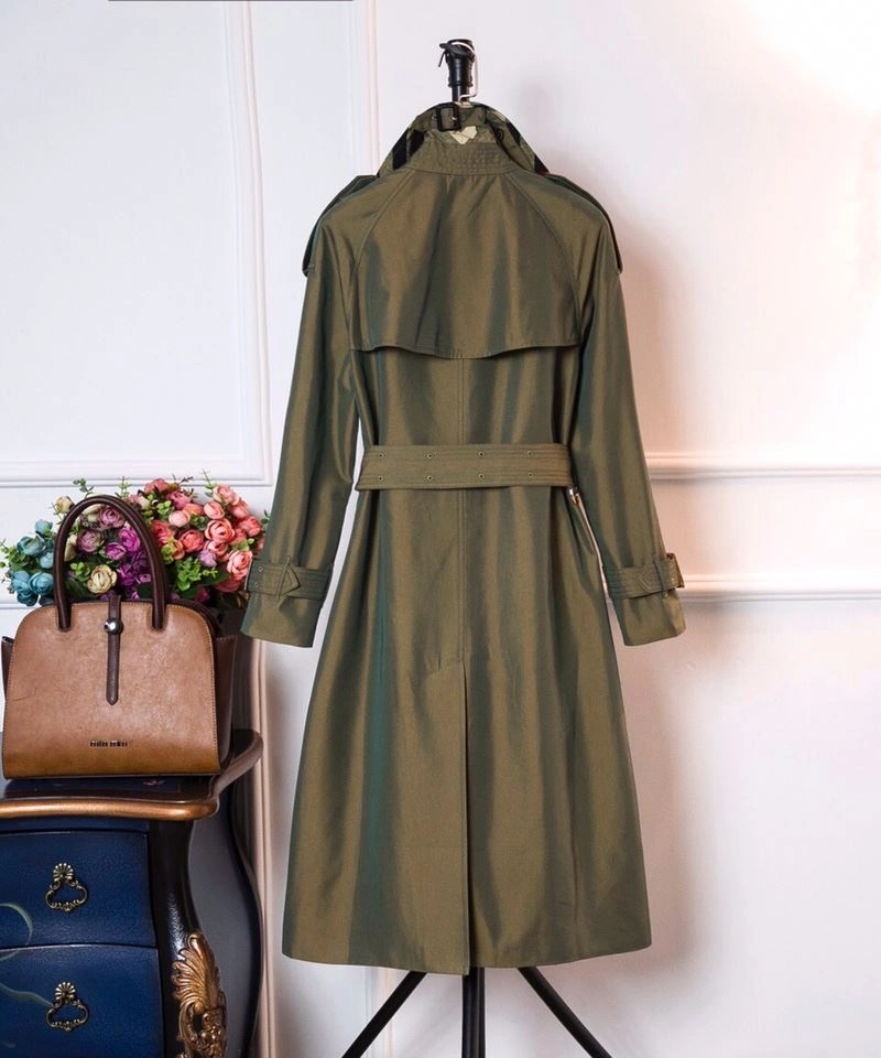 Burberry Outwear Chic 104354