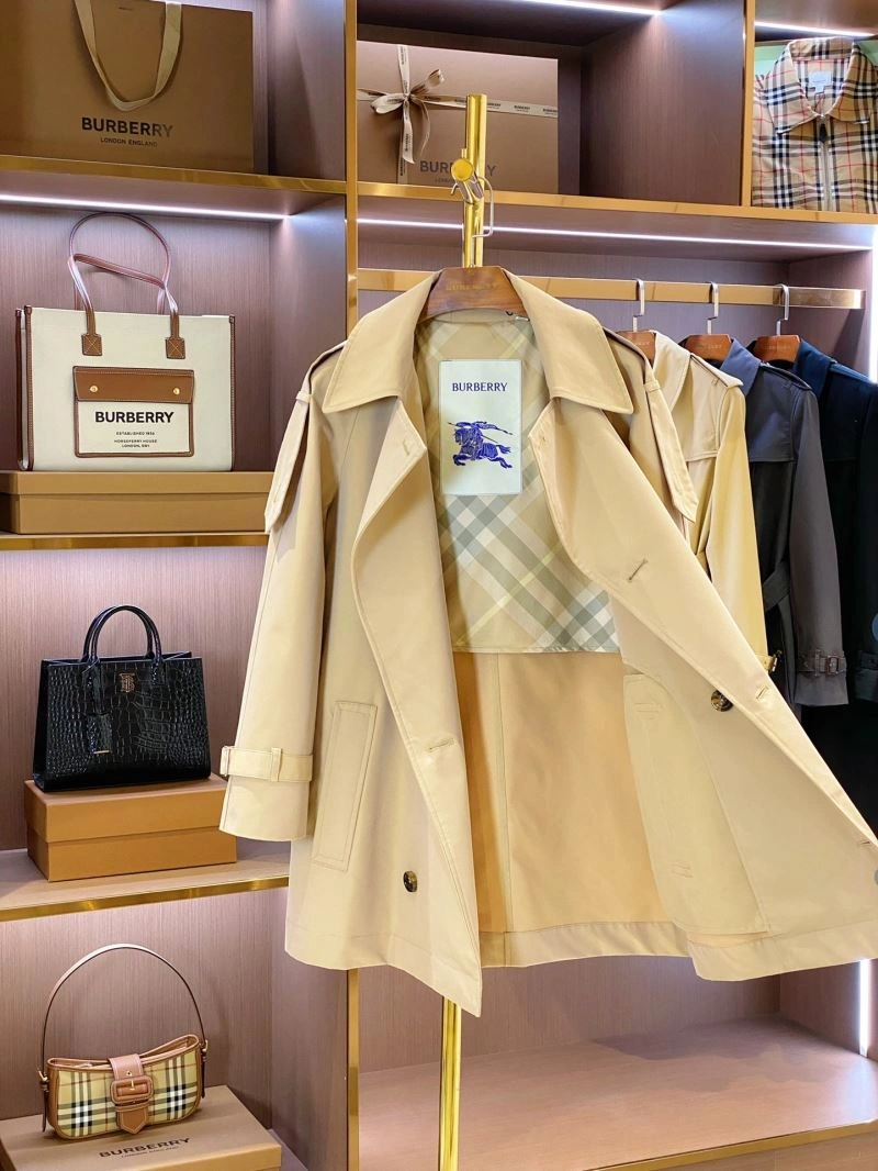 SoftTouch Burberry Outwear 104336