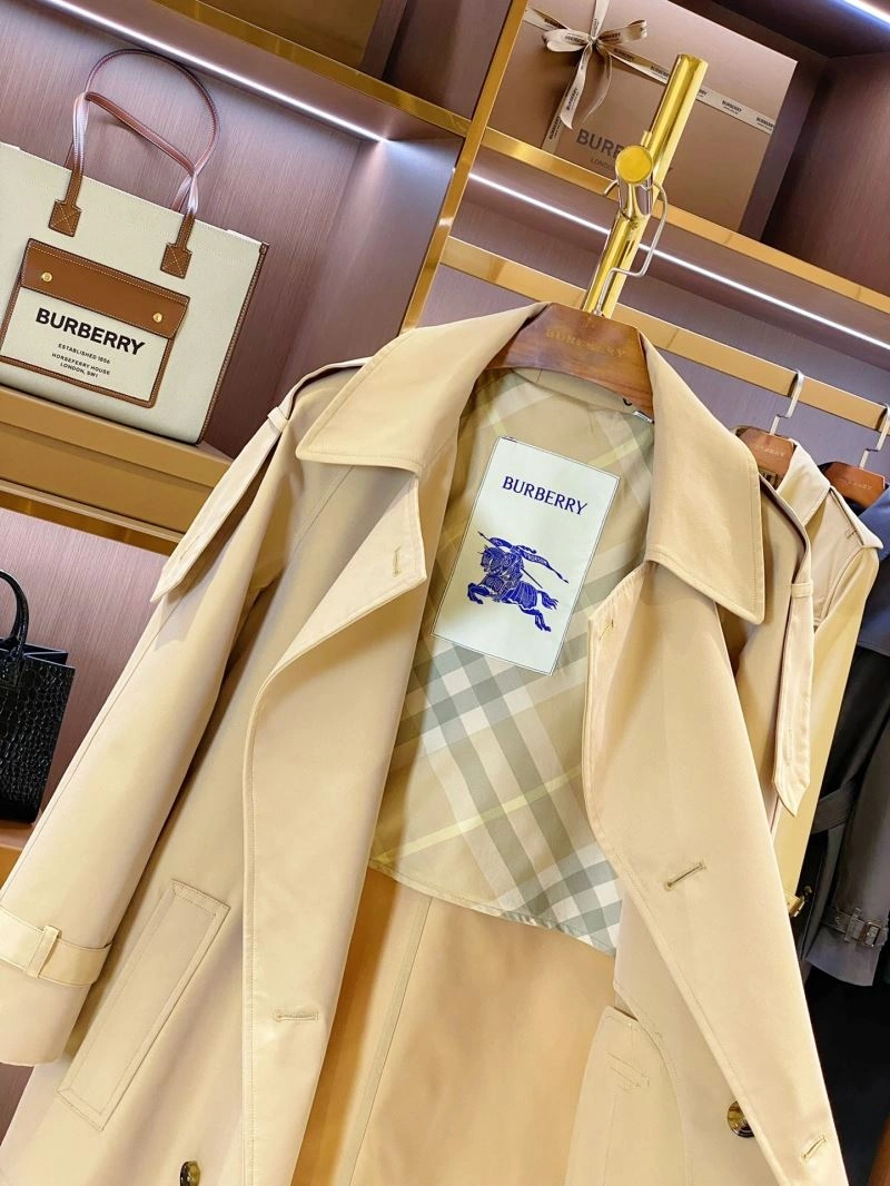 SoftTouch Burberry Outwear 104336
