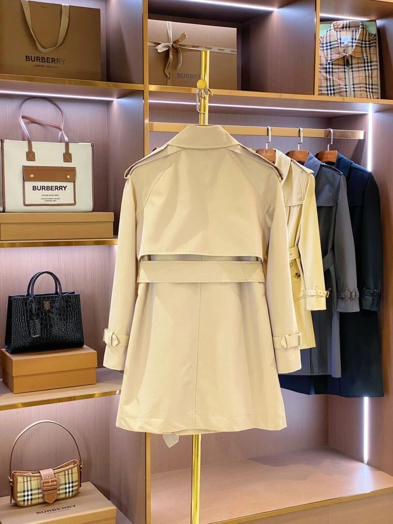 SoftTouch Burberry Outwear 104336