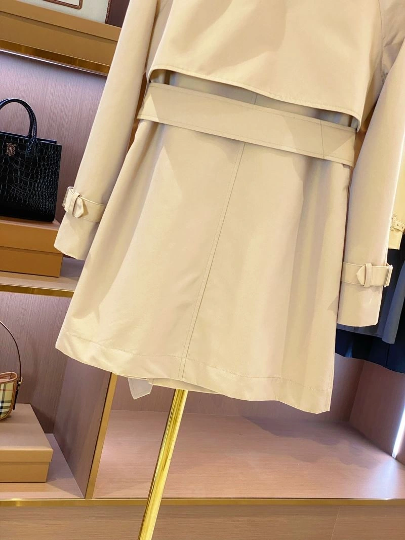 SoftTouch Burberry Outwear 104336
