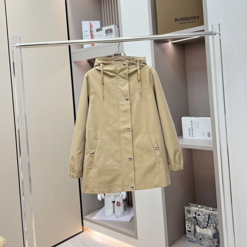 Casual Burberry Outwear 104339