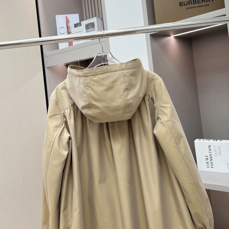 Casual Burberry Outwear 104339