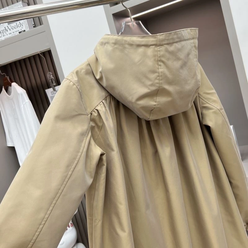 Casual Burberry Outwear 104339