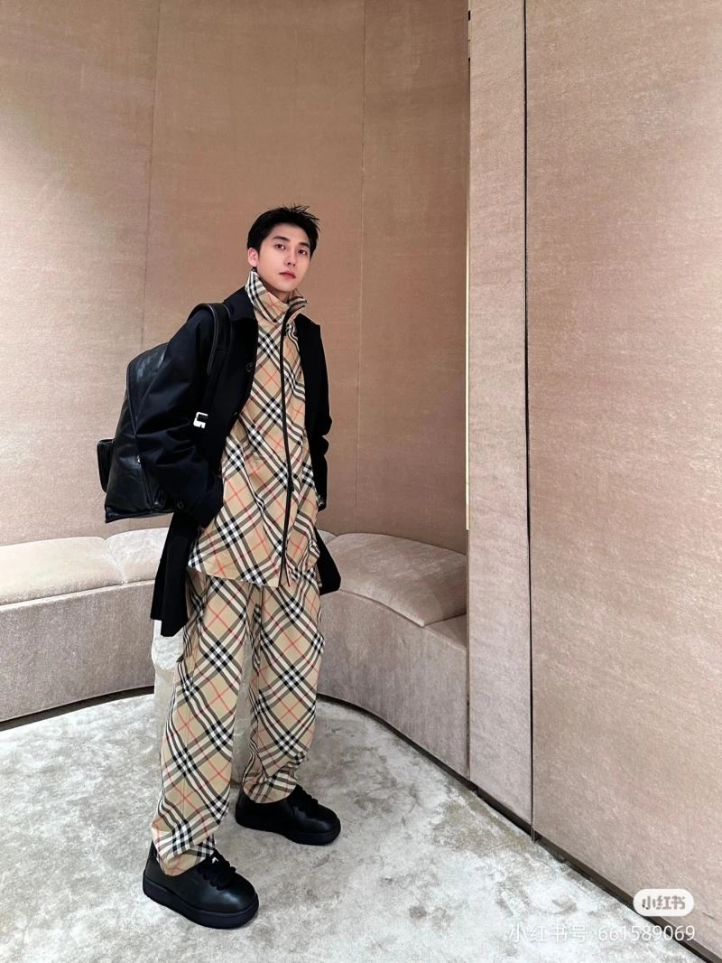 Popular Burberry Outwear 104331
