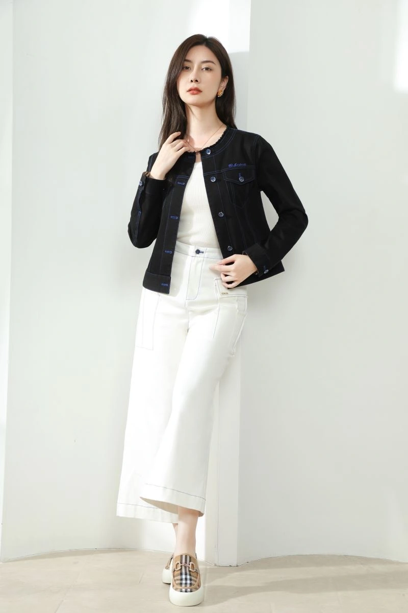 Efficient Burberry Outwear 104340