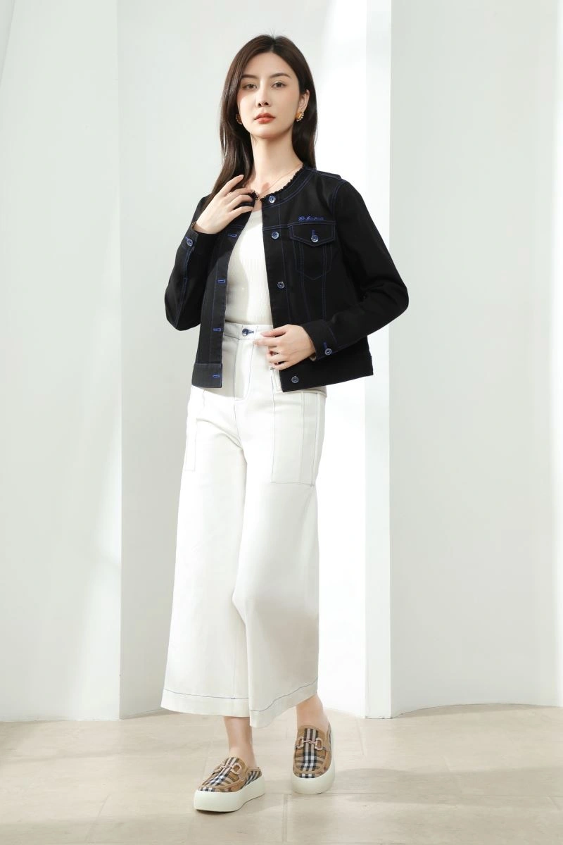 Efficient Burberry Outwear 104340