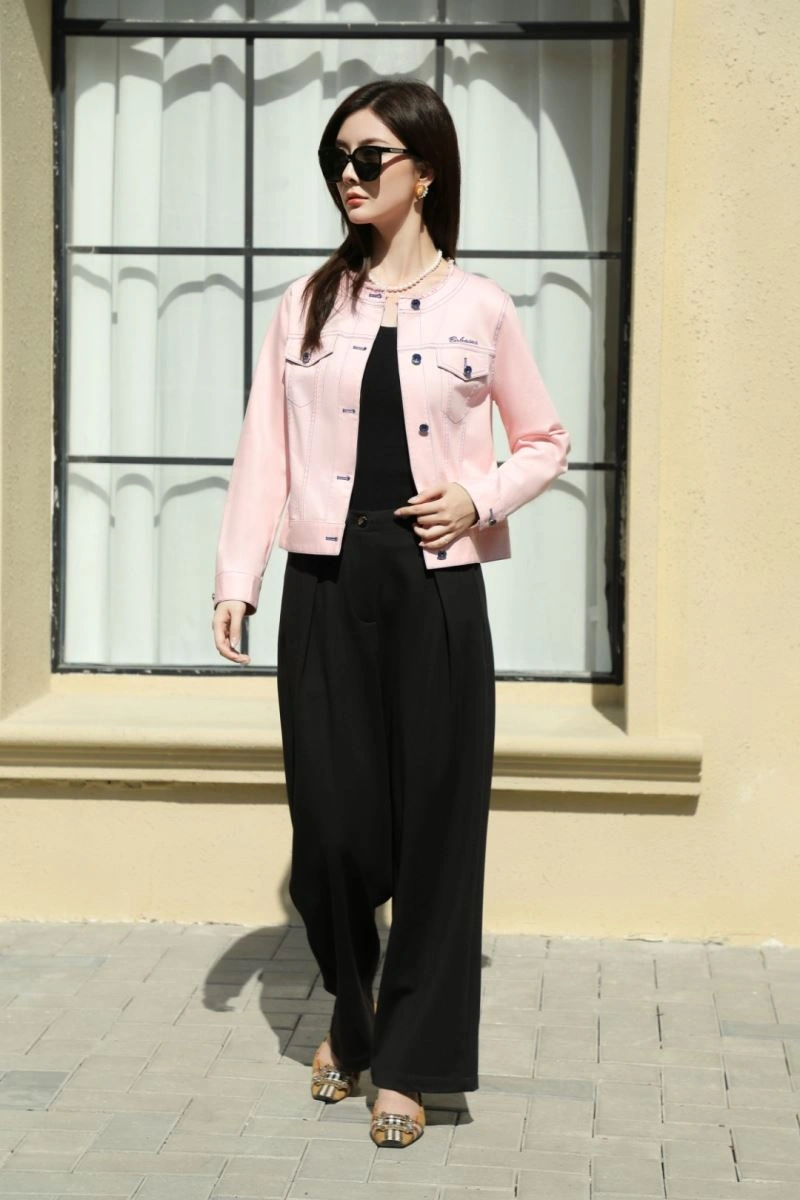 Burberry Outwear Elegant 104411