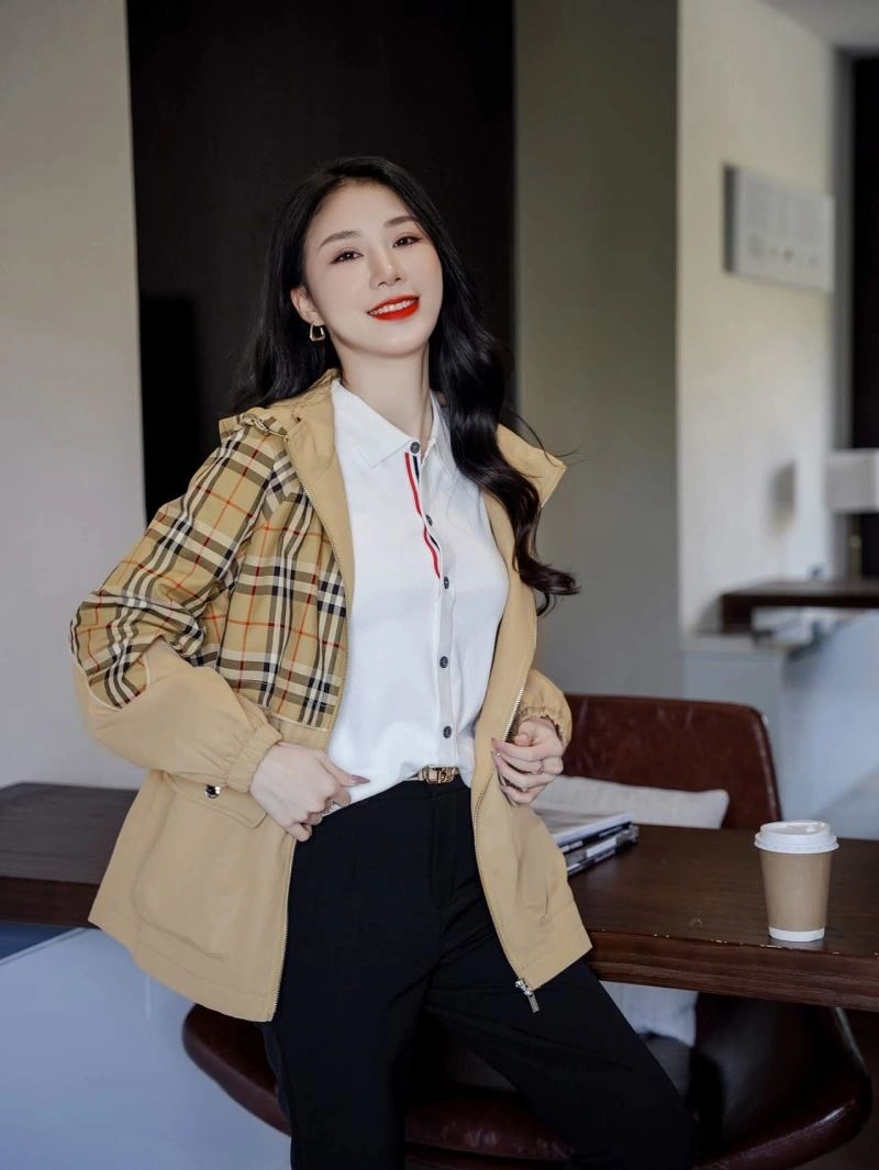 Refined Burberry Outwear 104360