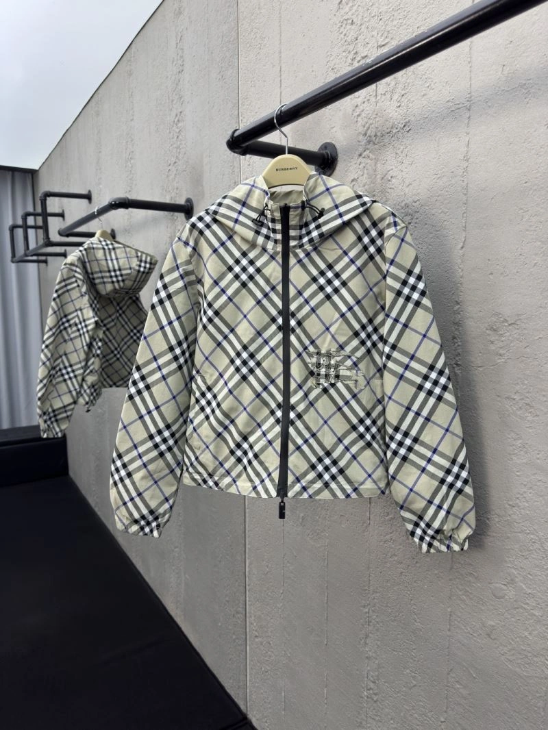 Burberry Outwear TechFriendly 104325