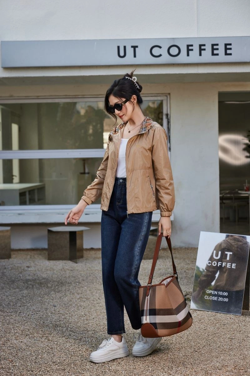 Durable Burberry Outwear 104391