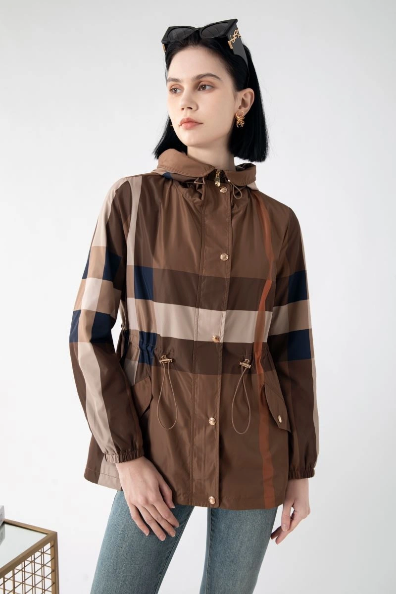 Bold Burberry Outwear 104323