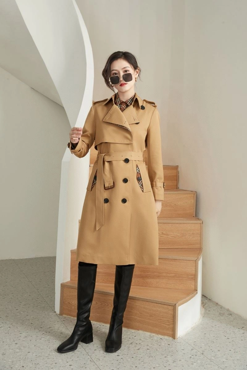 Compact Burberry Outwear 104322