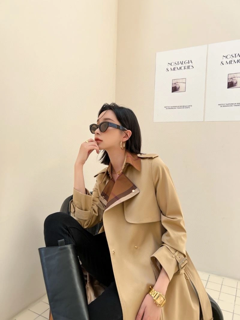 Premium Burberry Outwear 104315