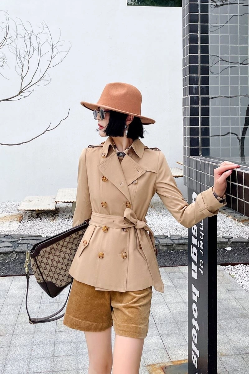 Durable Burberry Outwear 104307