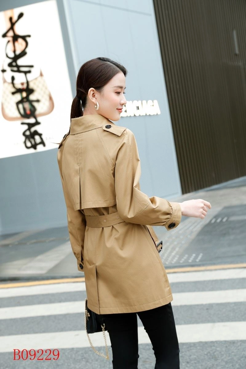 Burberry Outwear UrbanStyle 104312
