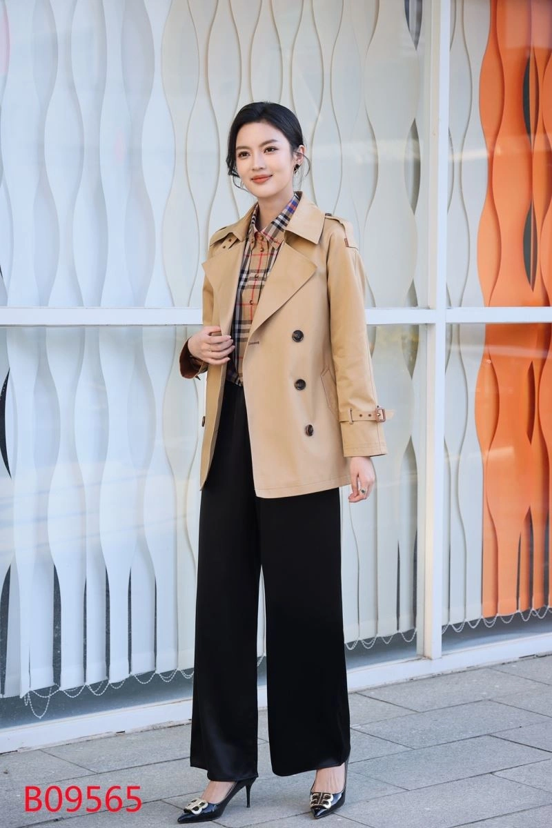 Burberry Outwear ModernLook 104306