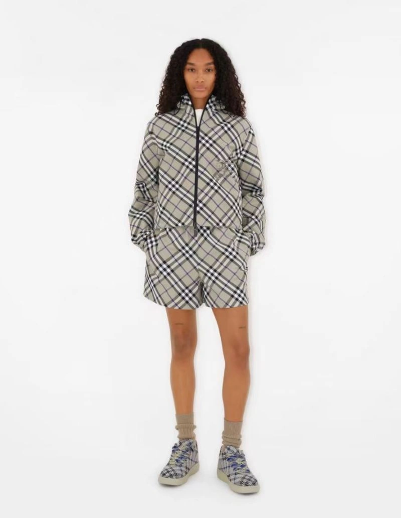 NewStyle Burberry Outwear 104297