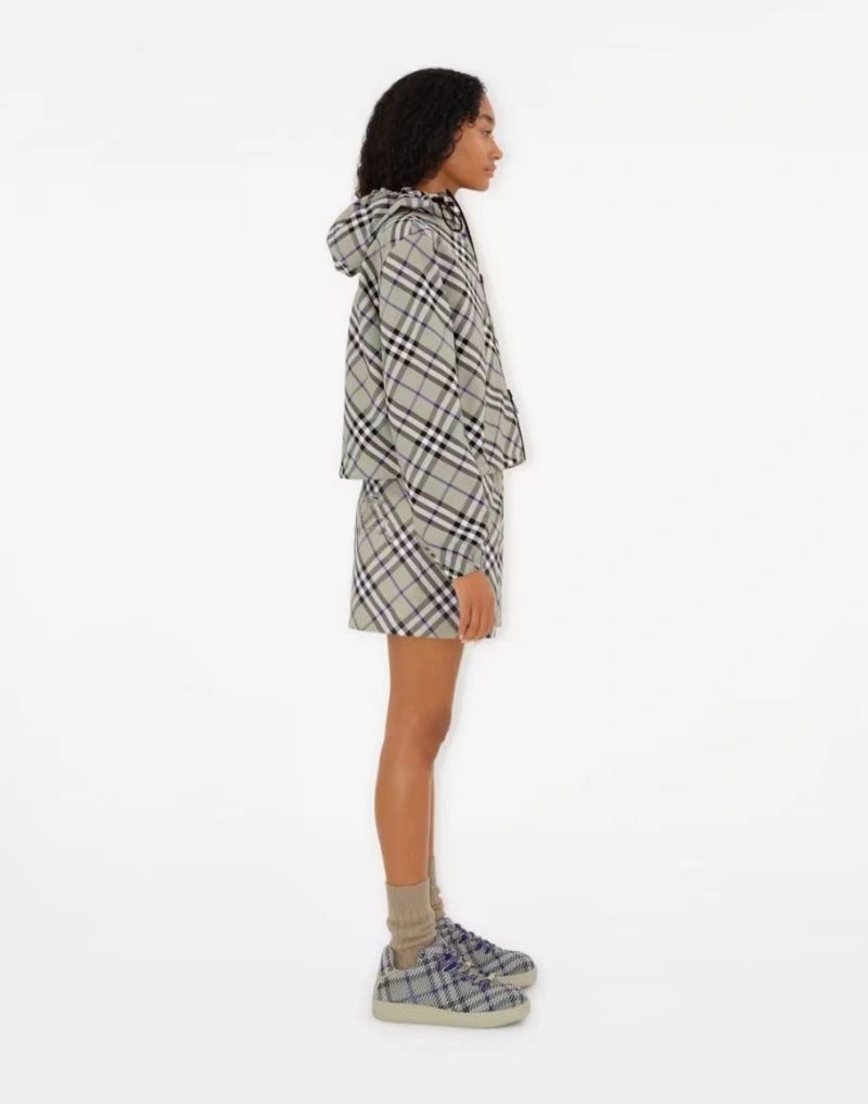 NewStyle Burberry Outwear 104297