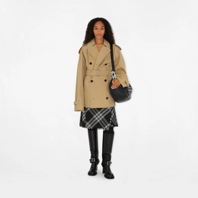 Comfortable Burberry Outwear 104328