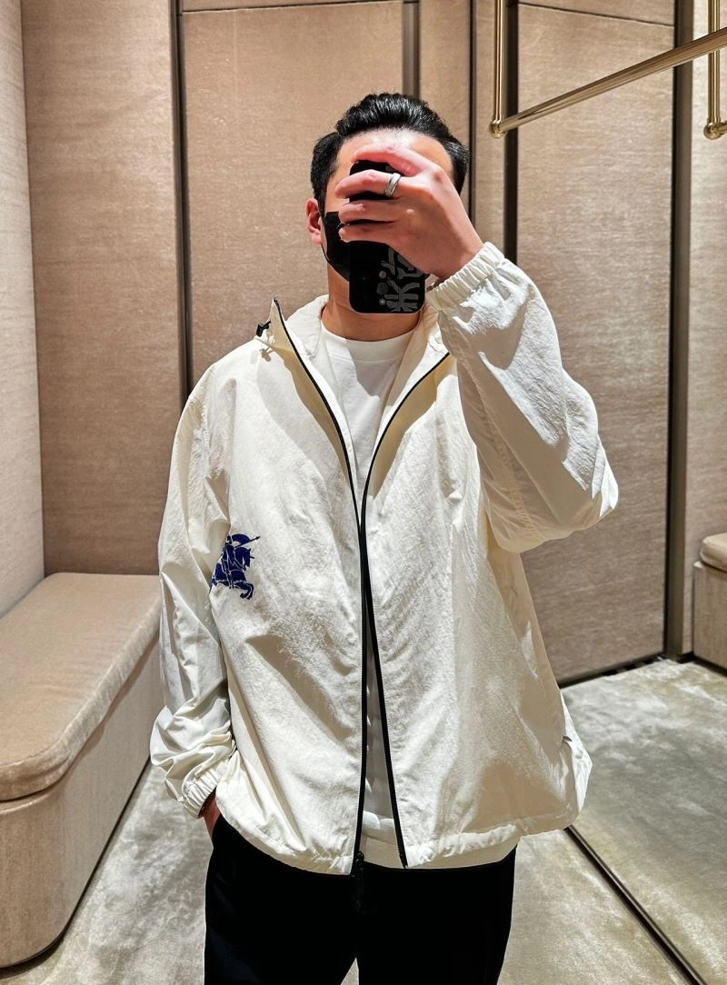 Burberry Outwear TravelReady 104287