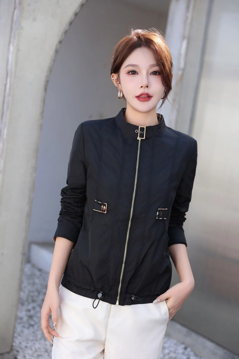 Burberry Outwear Elegant 104273