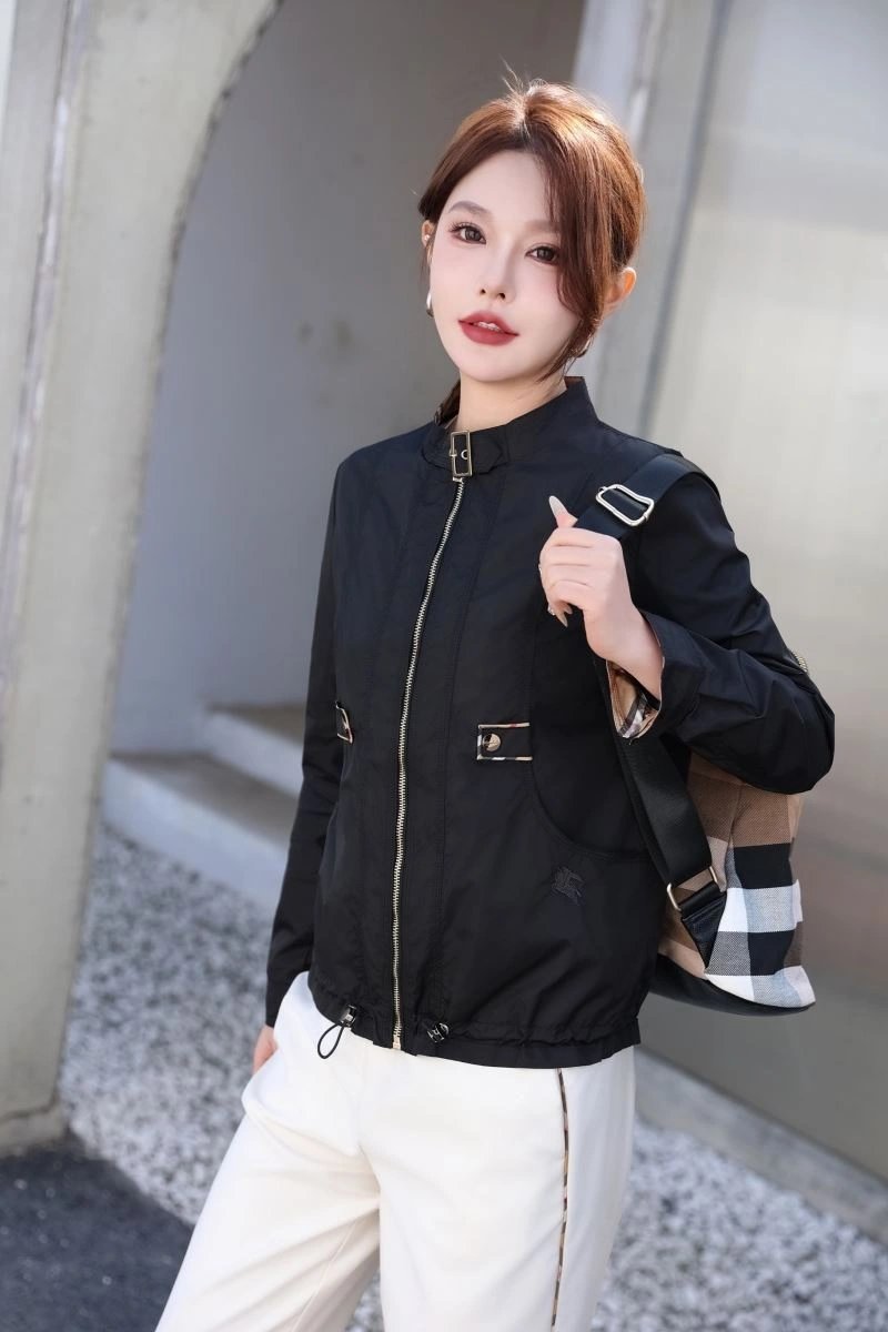 Burberry Outwear Elegant 104273