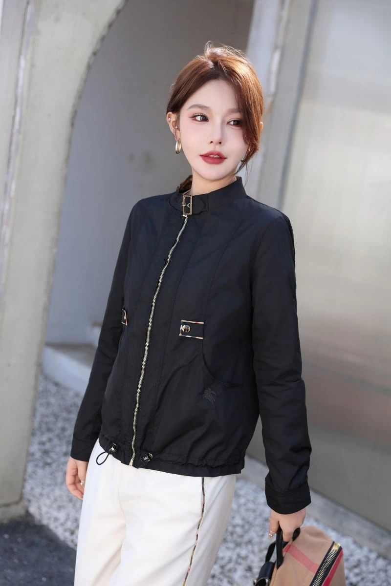 Burberry Outwear Elegant 104273