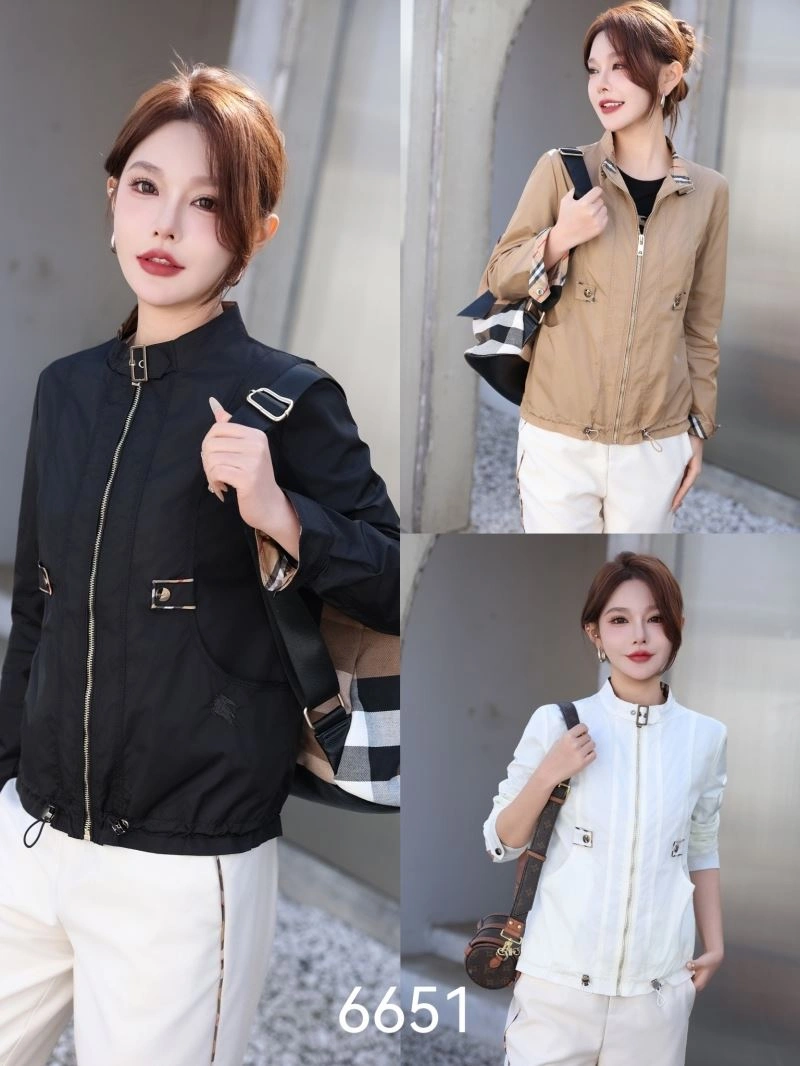 Lightweight Burberry Outwear 104266