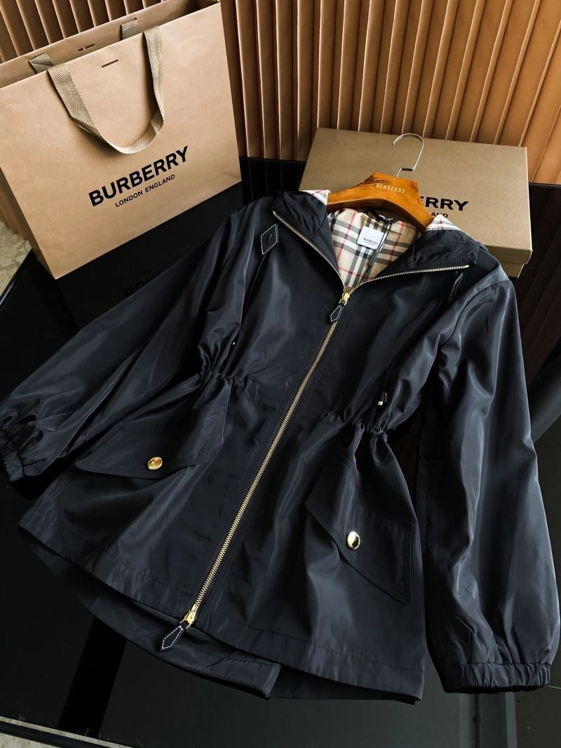 Burberry Outwear Refined 104264