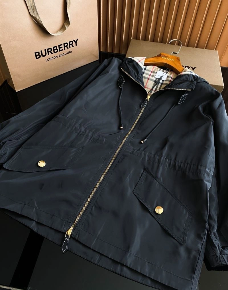 Burberry Outwear Refined 104264