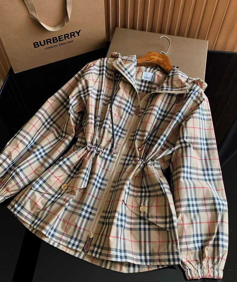 Upgraded Burberry Outwear 104320