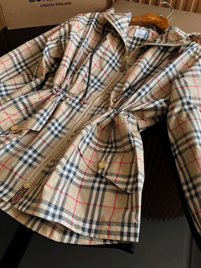 Upgraded Burberry Outwear 104320
