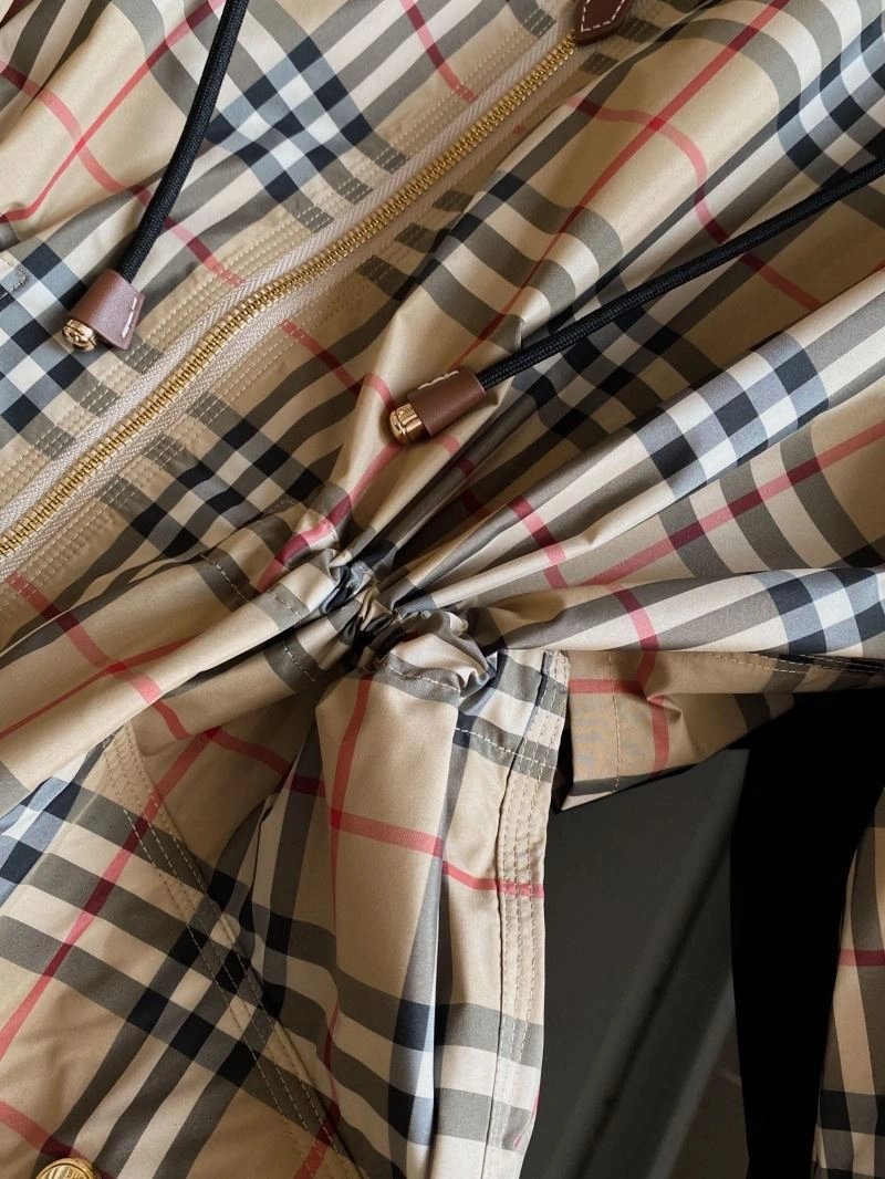 Upgraded Burberry Outwear 104320