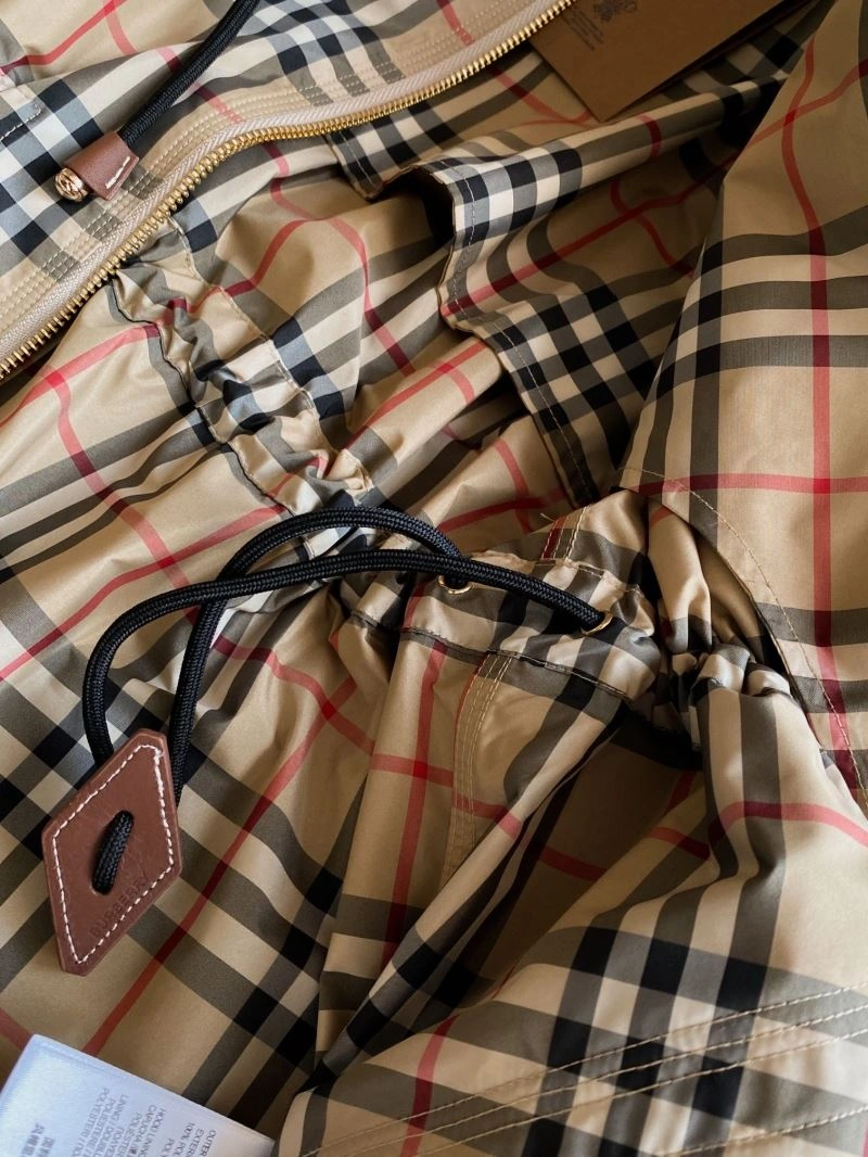 Upgraded Burberry Outwear 104320