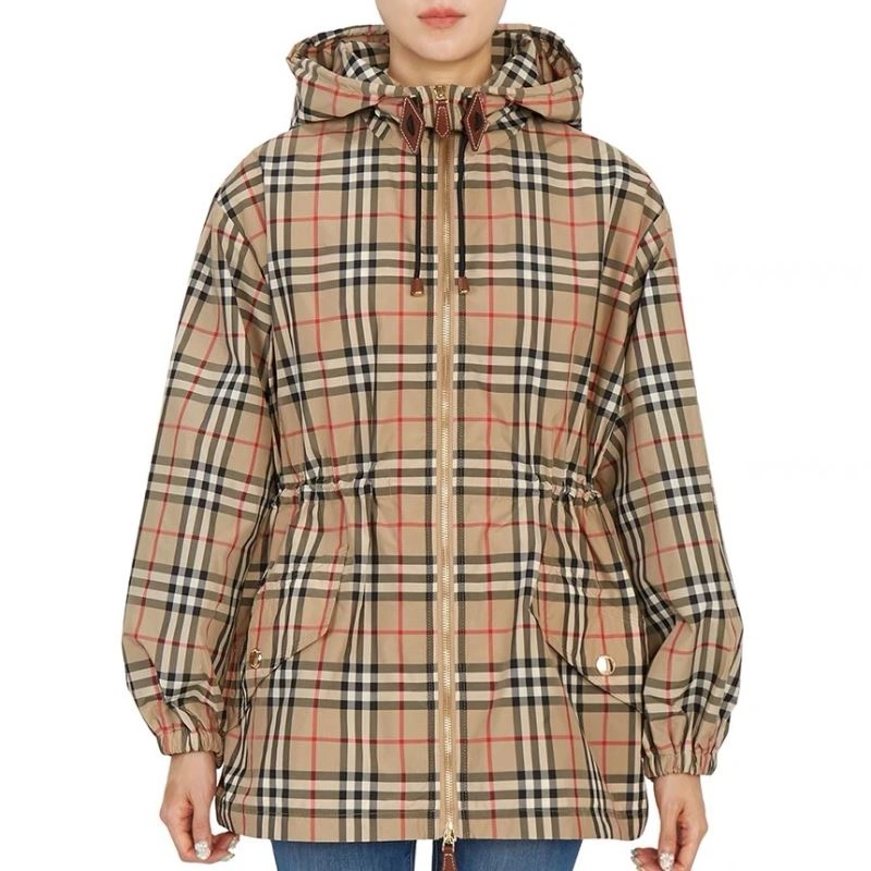 Burberry Outwear Versatile 104263