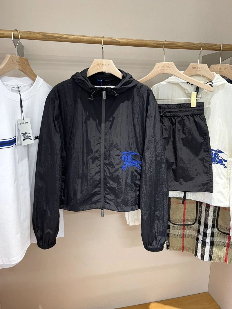 Burberry Outwear Soft 104259