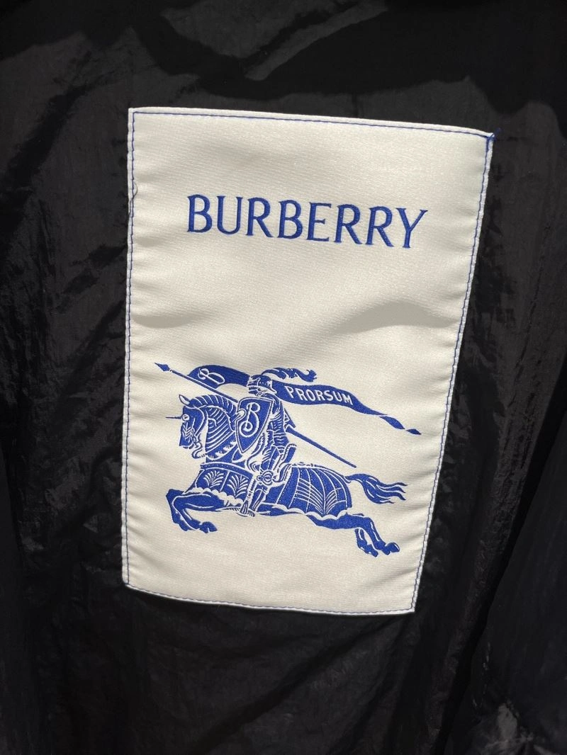 Burberry Outwear Soft 104259