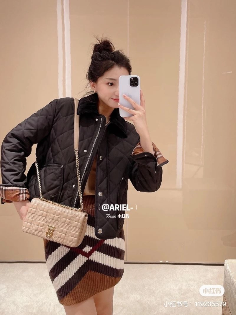 Burberry Outwear Lightweight 104251
