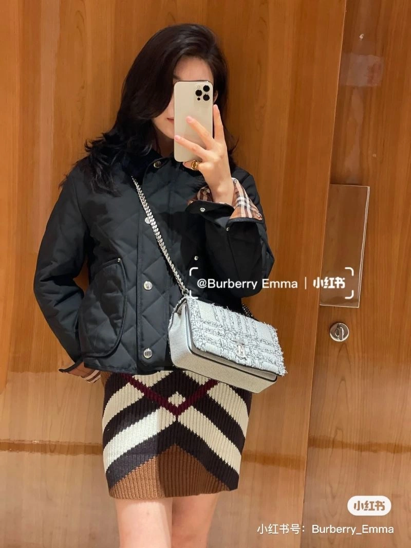 Burberry Outwear Lightweight 104251