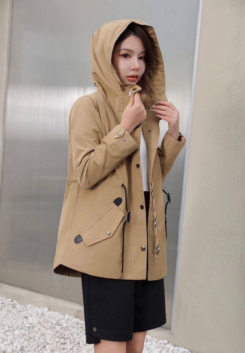 Burberry Outwear Lightweight 104253