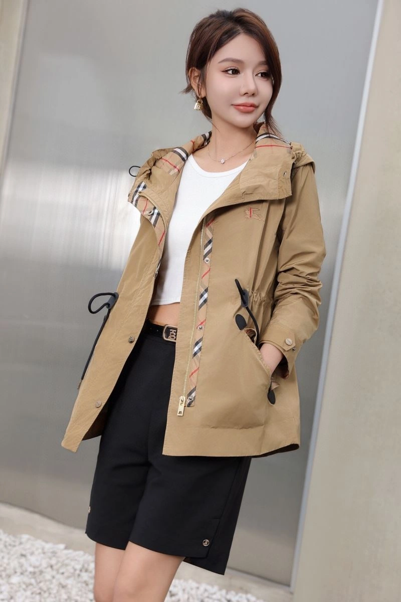 Burberry Outwear Lightweight 104253