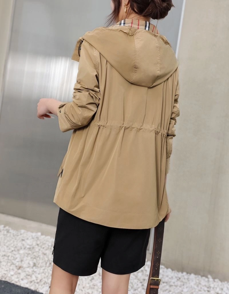 Burberry Outwear Lightweight 104253