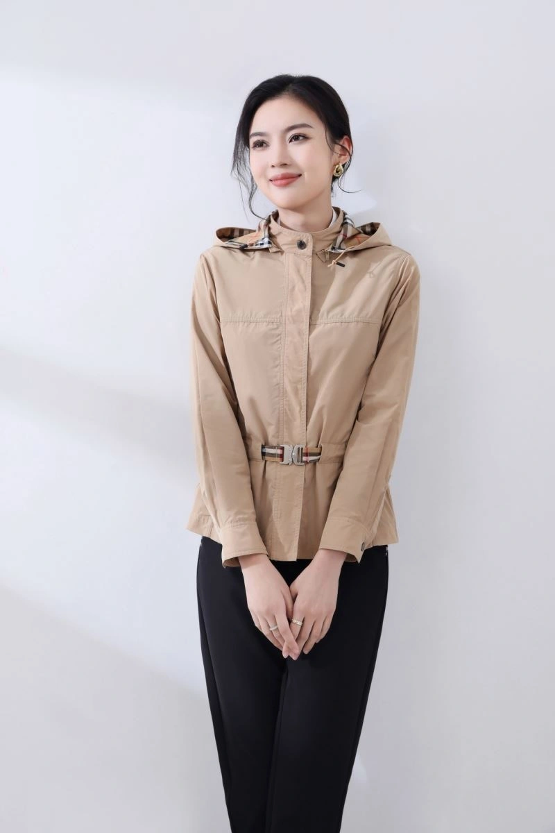 MultiPurpose Burberry Outwear 104291