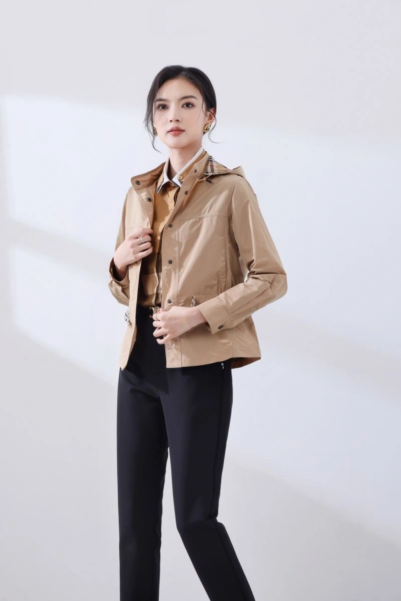 MultiPurpose Burberry Outwear 104291