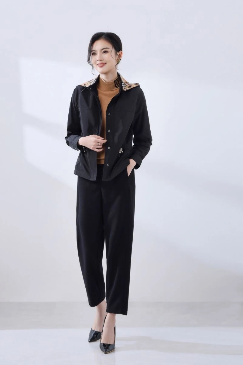 Burberry Outwear Neat 104241