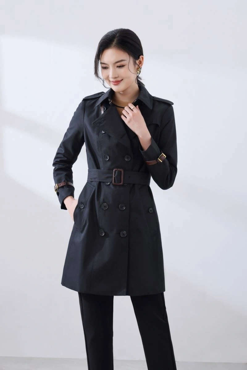 Unisex Burberry Outwear 104245