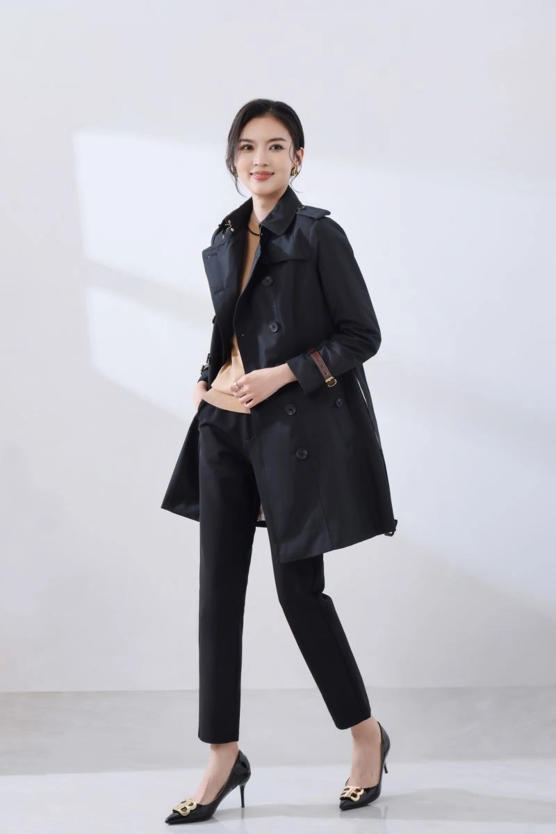 Unisex Burberry Outwear 104245